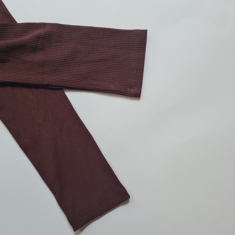 Naked wardrobe off shoulder long sleeve cropped top in chocolate brown - Picture 5 of 9